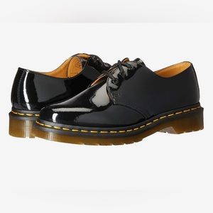 Dr. Martens Women’s Black Patent Leather Oxfords / US size 7